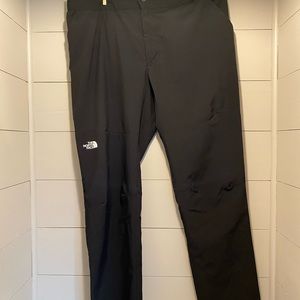 North Face Paramount active pants